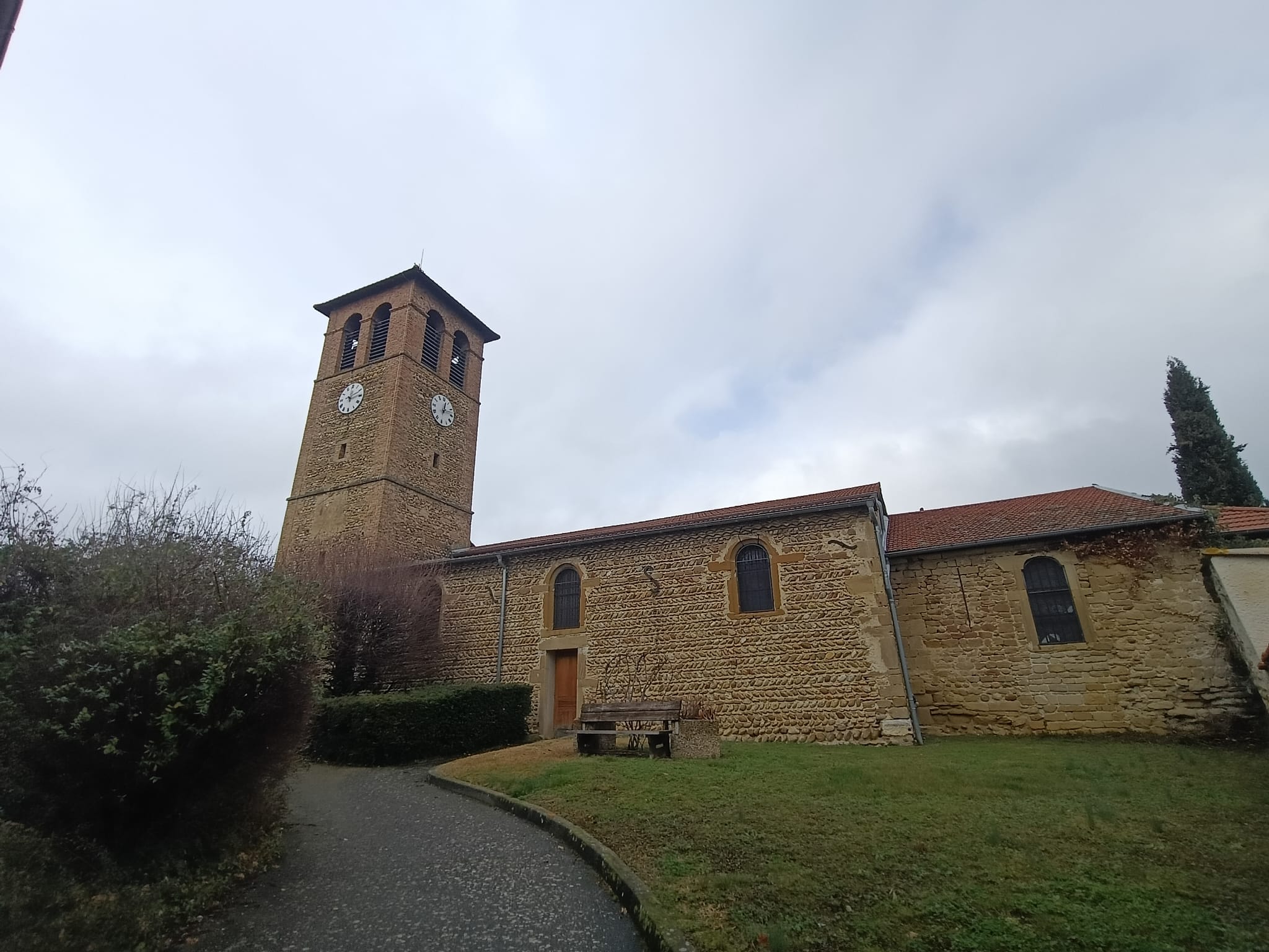Eglise de Bougé (2)